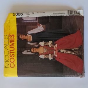 McCall's 2806 renaissance costume sewing pattern